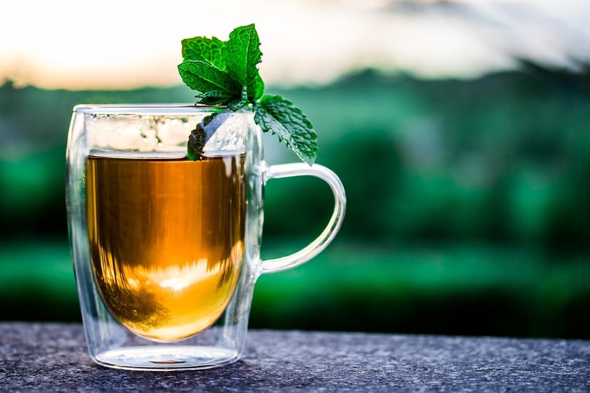 Tea Linked to 11% Lower Vascular Risk — But Only When It's Not Scalding