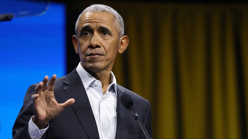 Obama Privately Urges Democrats to Center AI Ahead of Midterms